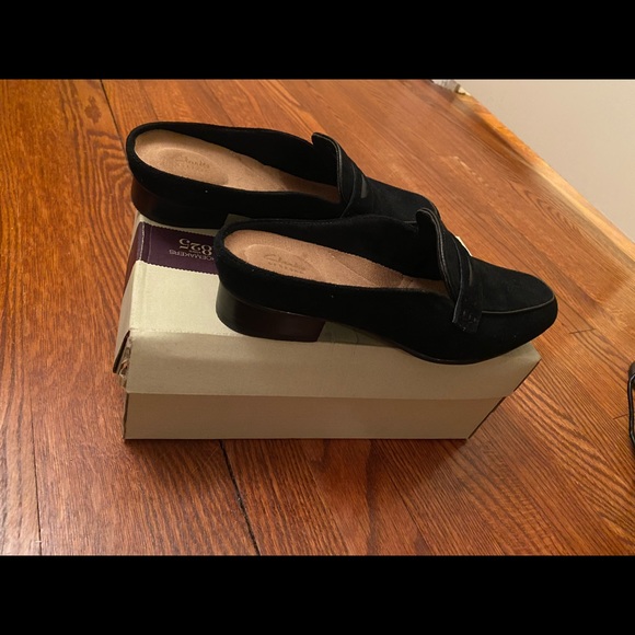 Clark’s Keesha Donna Black Suede Mule. New with Box, Never warn, Smoke free home - Picture 2 of 12